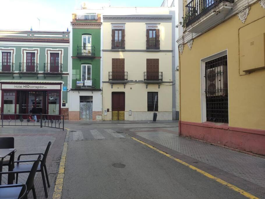 Amor De Dios 30 Siviglia Esterno foto